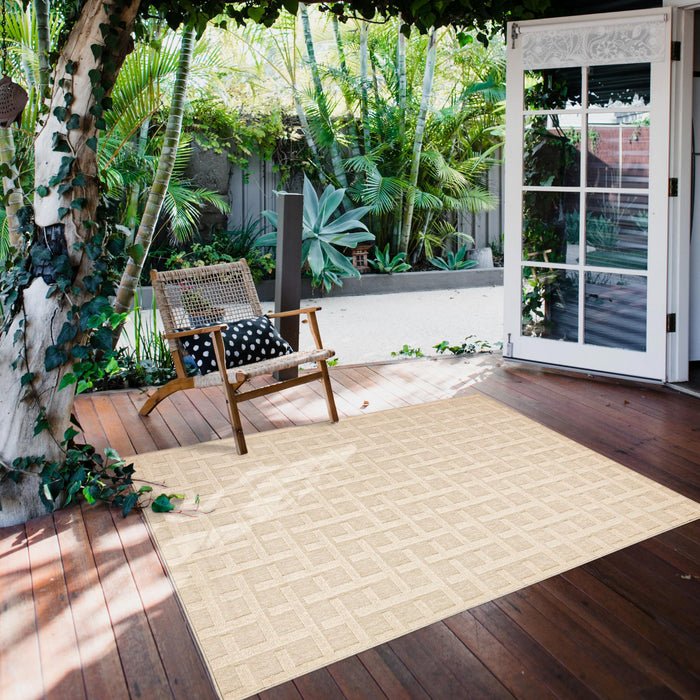 Carpette Brangane ivoire 4 pi 7 po x 6 pi 7 po