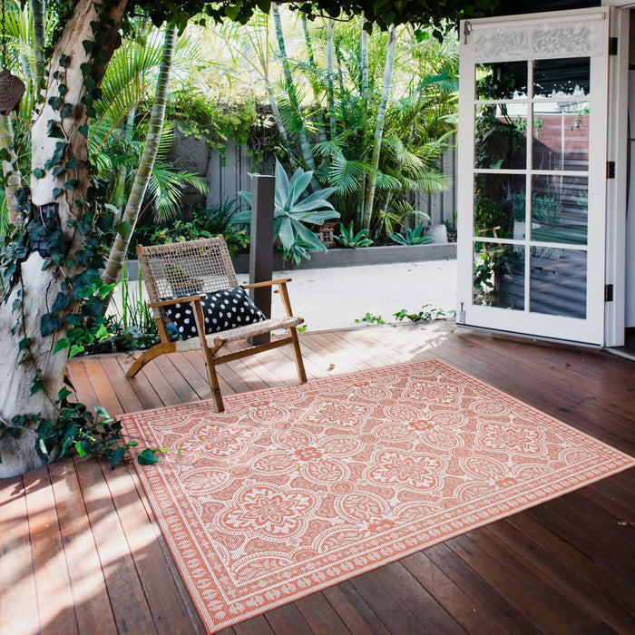 Carpette Neisha Traditional corail 6 pi 7 po x 9 pi 6 po