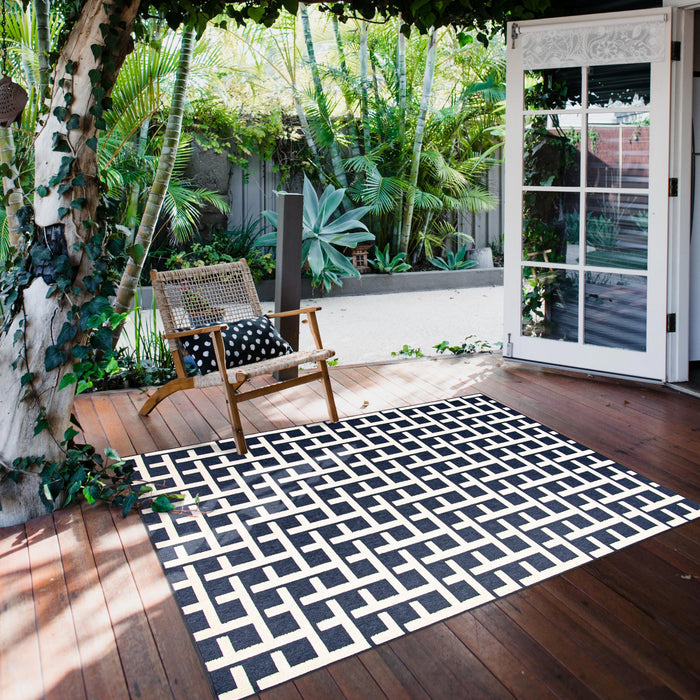 Carpette Brangane bleue 4 pi 7 po x 6 pi 7 po