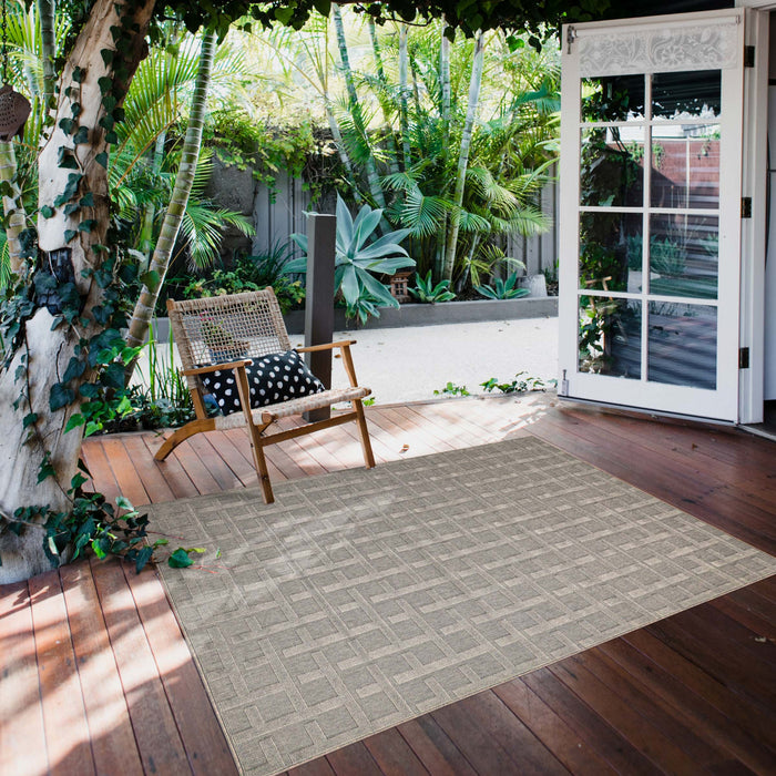Carpette Brangane grise 5 pi 3 po x 7 pi 7 po
