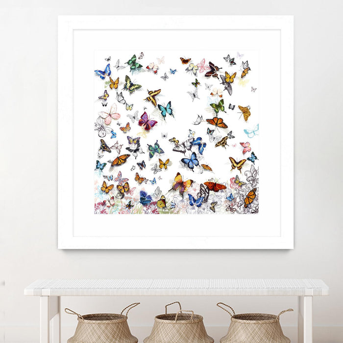Œuvre d’art murale encadrée blanche et mate « Papillon » 36 x 36