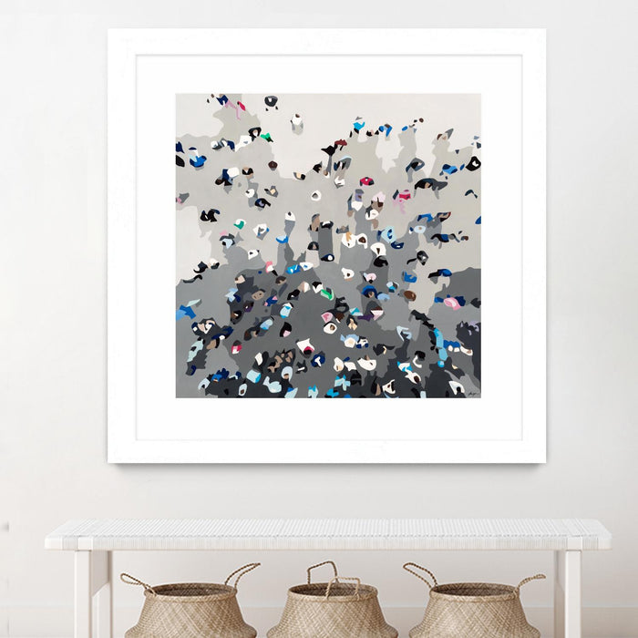 Œuvre d’art murale encadrée blanche et mate « Crowd Sourcing » 36 x 36