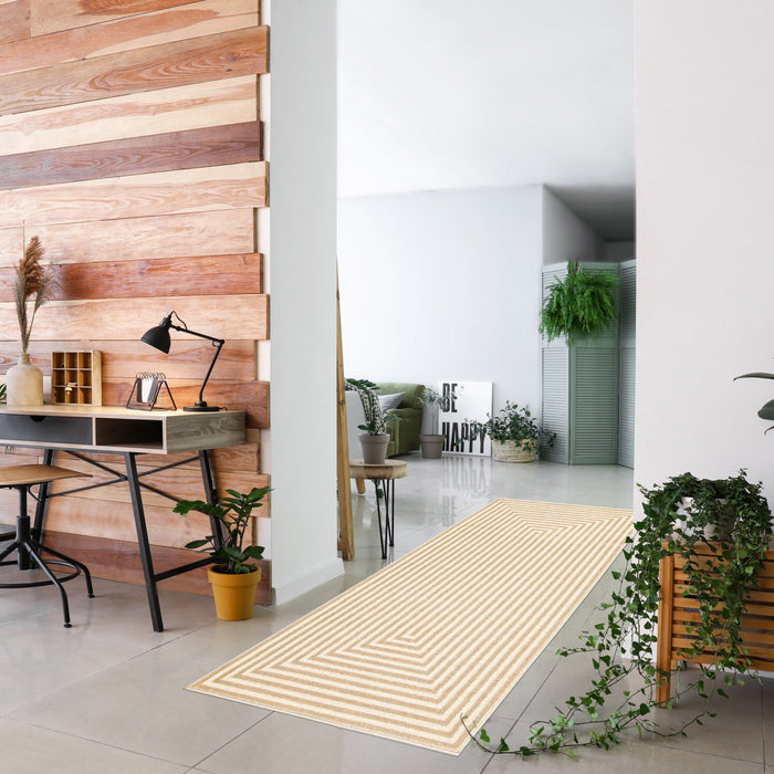 Carpette Kiah ivoire 2 pi 8 po x 4 pi 11 po