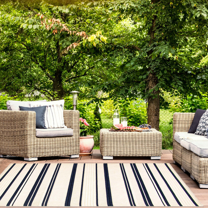 Carpette Talya bleueivoire 3 pi 11 po x 5 pi 7 po