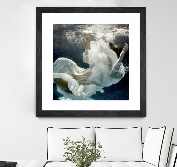 Œuvre d’art murale encadrée noire et mate « Float 3 » 30 x 30