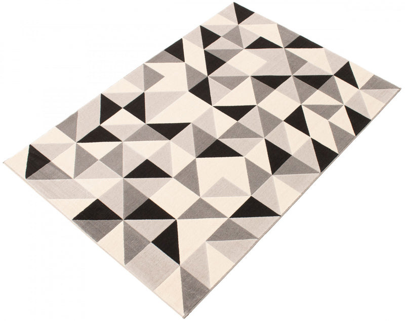 Carpette Nuria noire 5 pi 3 po x 7 pi 7 po