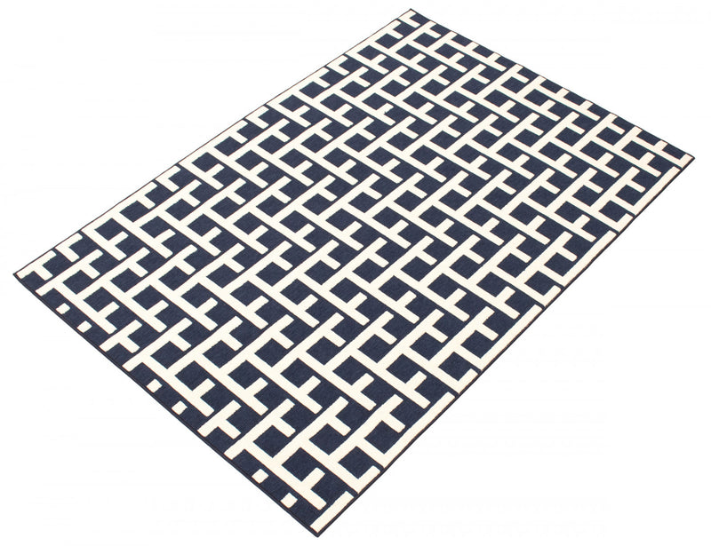Carpette Brangane bleue 5 pi 3 po x 7 pi 7 po