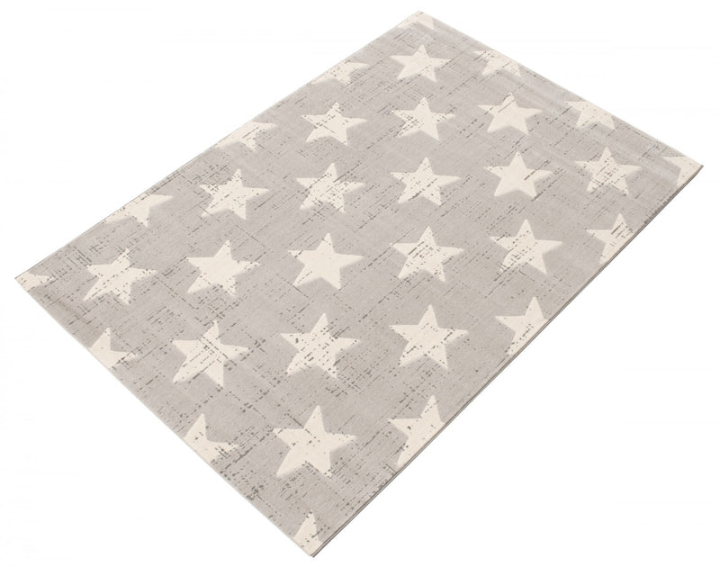 Carpette Ira gris clair 4 pi 7 po x 6 pi 7 po