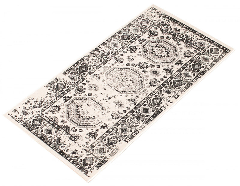 Carpette Jedda grise 2 pi 8 po x 4 pi 11 po