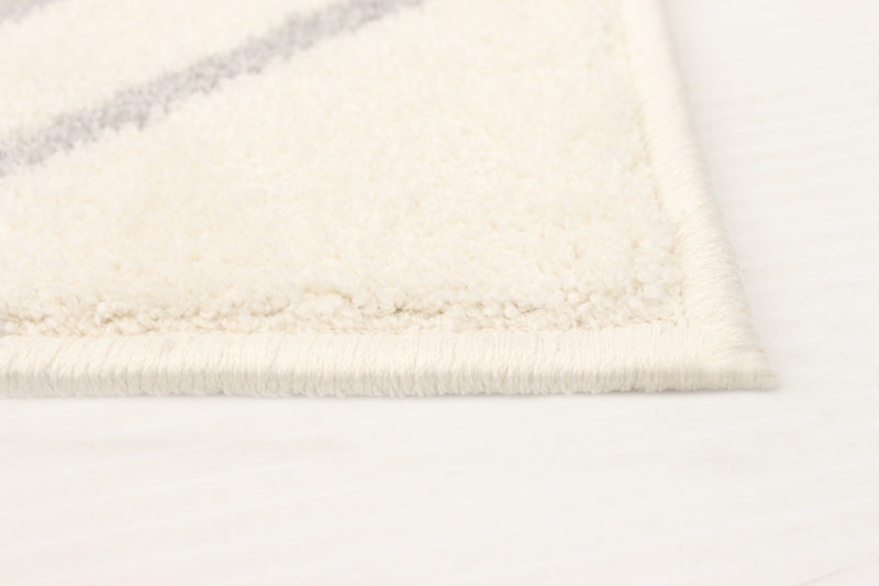 Carpette August blanc géodegris 6 pi 7 po x 9 pi 6 po