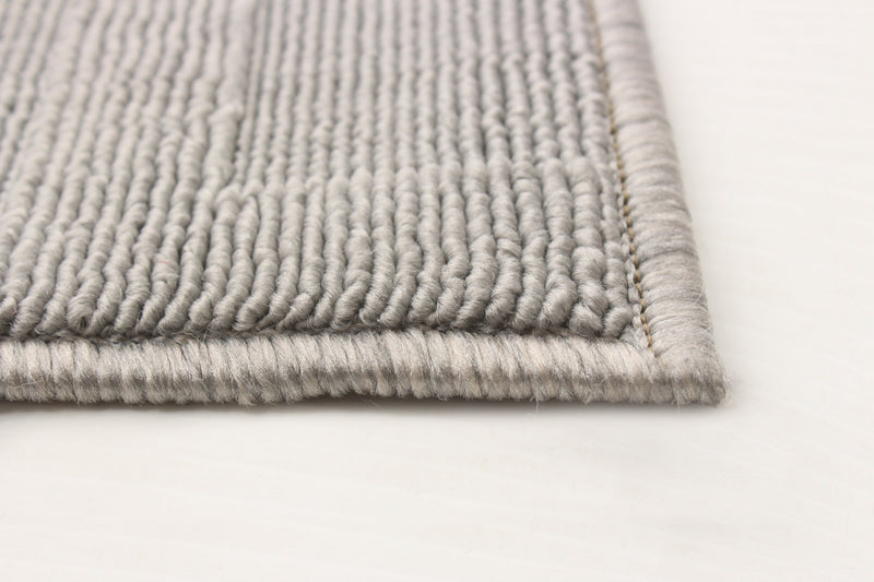 Carpette Brangane grise 6 pi 7 po x 9 pi 6 po
