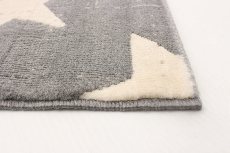 Carpette Ira grise 2 pi 8 po x 4 pi 11 po