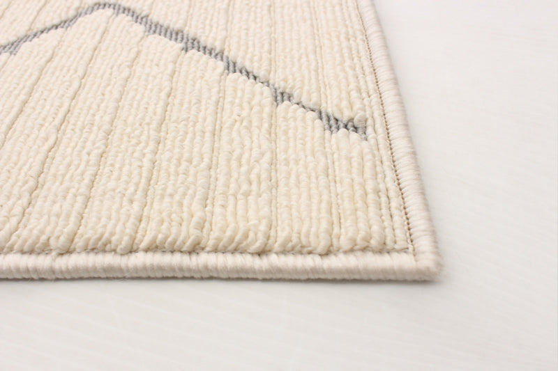 Carpette Kimi ivoire 5 pi 3 po x 7 pi 7 po