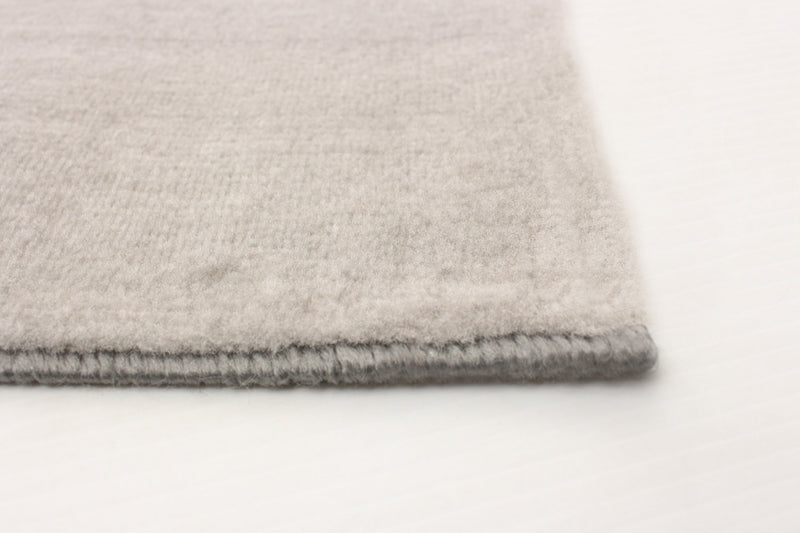 Carpette Ameeka grise 3 pi 11 po x 5 pi 7 po