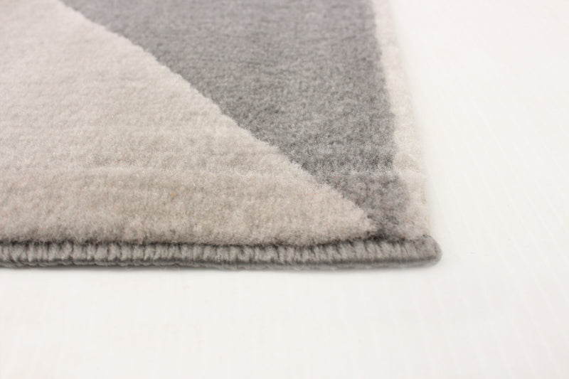 Carpette Nuria grise 5 pi 3 po x 7 pi 7 po