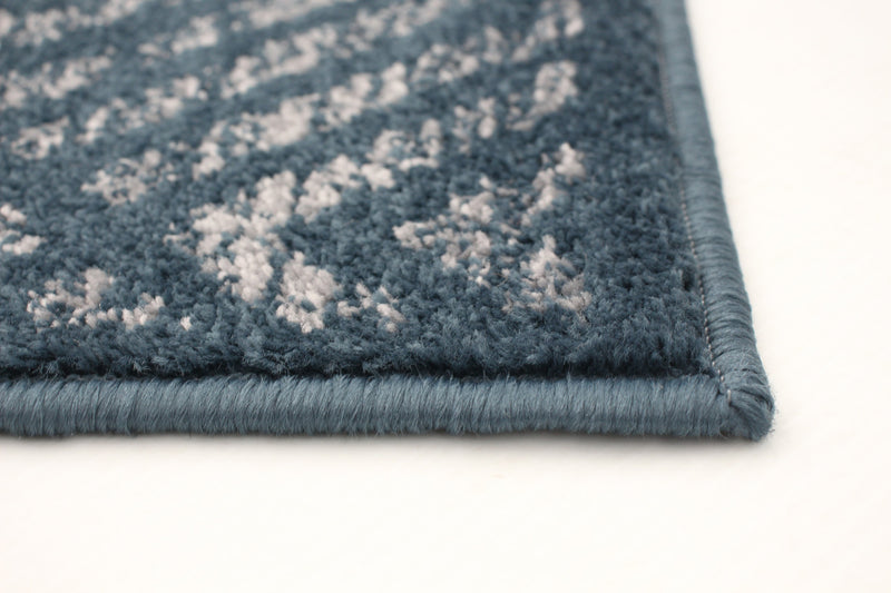 Carpette Electra couleur pétrole - 7 pi 10 pox 10 pi 2 po