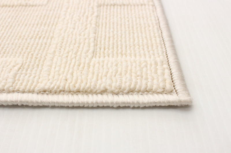 Carpette Brangane ivoire 4 pi 7 po x 6 pi 7 po