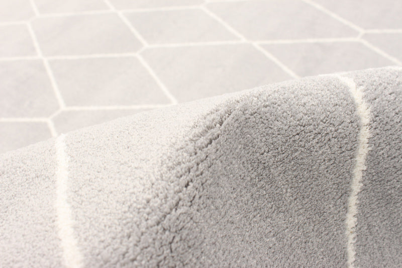 Carpette August griseblanche 5 pi 3 po x 7 pi 3 po