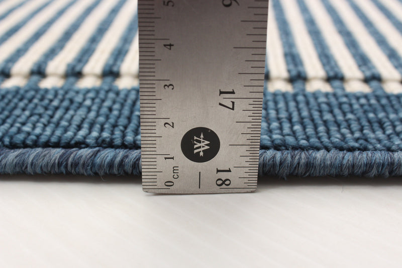 Carpette Chinue bleue 4 pi 7 po x 6 pi 7 po