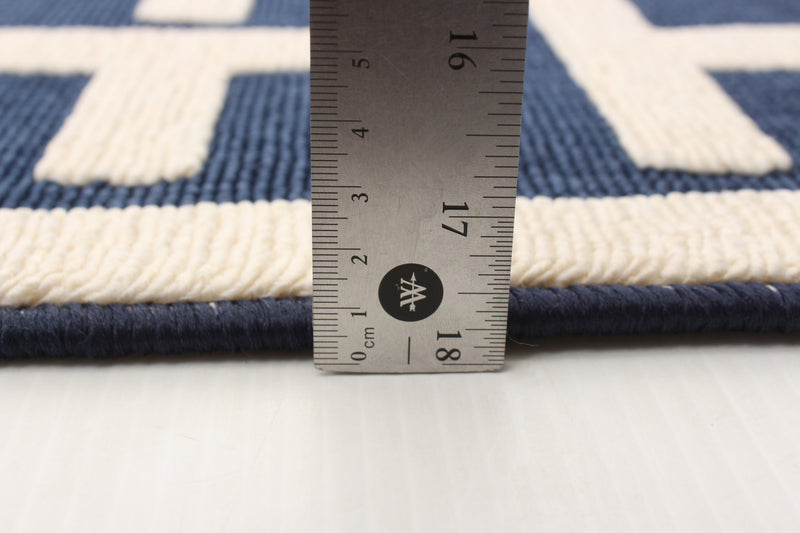 Carpette Brangane bleue 4 pi 7 po x 6 pi 7 po