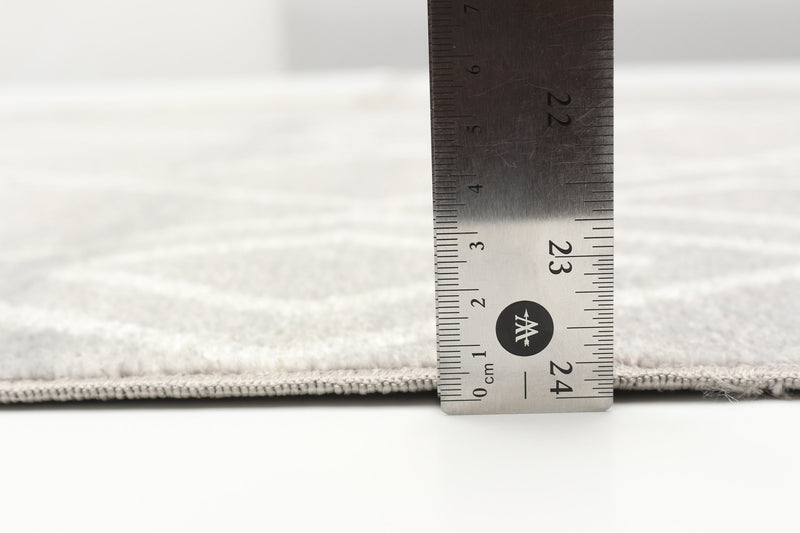 Carpette Kenza grise lavable à la machine - 2 pi 6 po x 8 pi 0 po