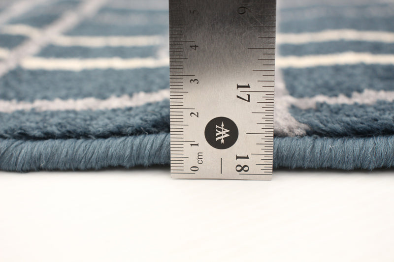Carpette Taite couleur pétrole - 7 pi 10 pox 10 pi 2 po