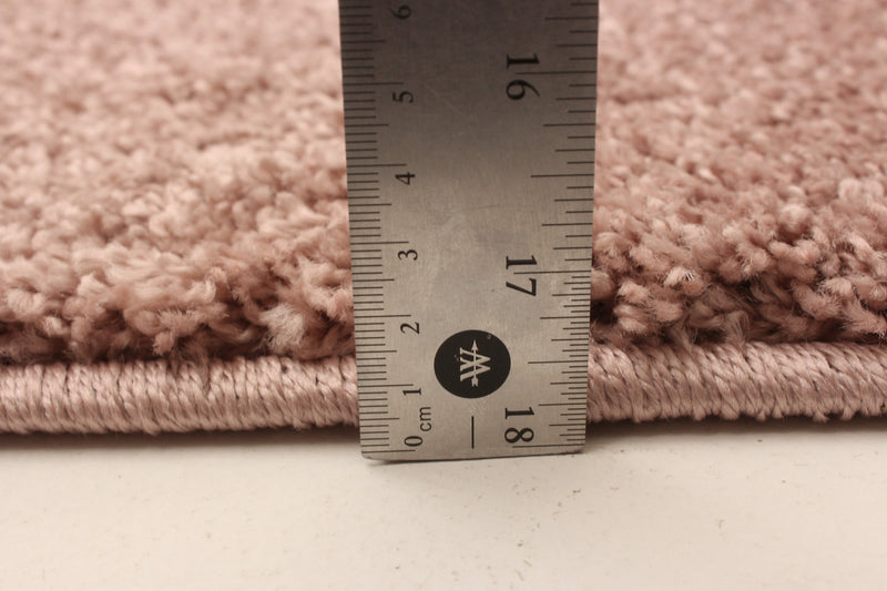 Carpette à poil long Lona rose 7 pi 10 po x 10 pi 0 po