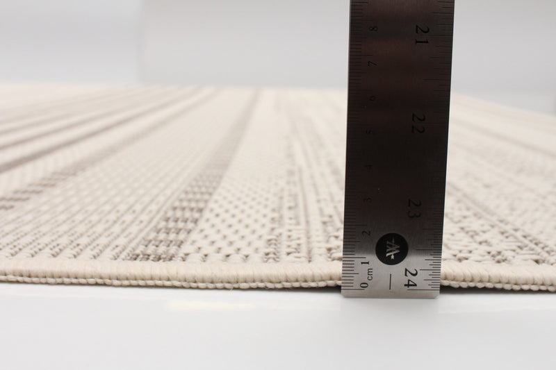 Carpette Wileen ivoire - 4 pi 4 po x 6 pi 5 po