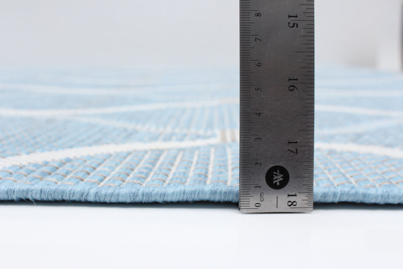 Carpette Neisha Abstract bleu clair 5 pi 3 po x 7 pi 3 po