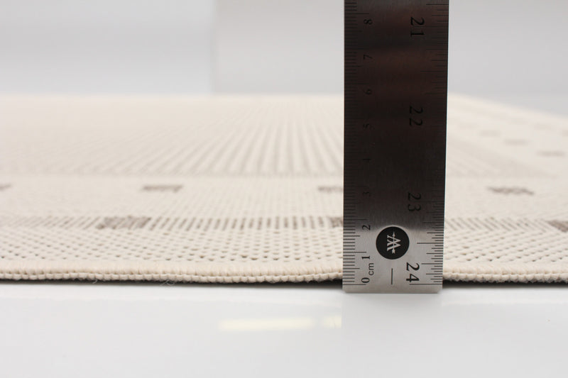 Carpette Clementine ivoire - 3 pi 3 po x 4 pi 7 po