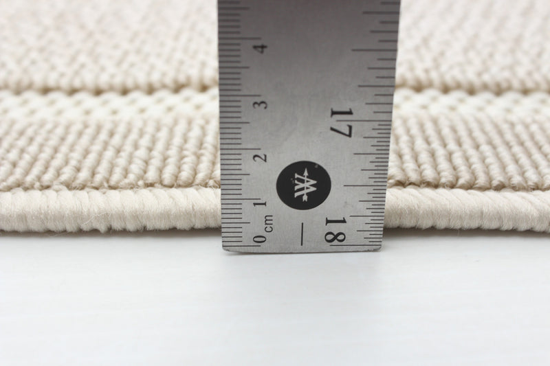 Carpette Marina ivoire 6 pi 7 po x 9 pi 6 po
