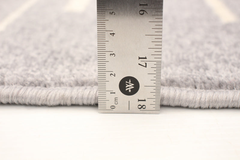 Carpette Faith argent-crème - 5 pi 3 pox 7 pi 3 po