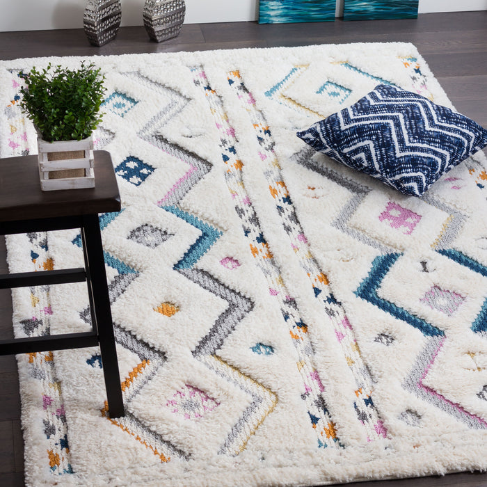 Carpette Lola à motifs de chevrons 5 x 8