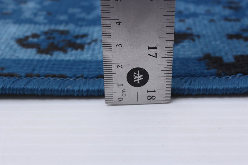 Carpette Chenta bleue 5 pi 3 po x 7 pi 7 po