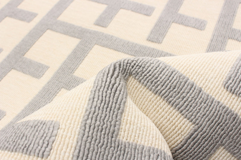 Carpette Brangane gris clair 4 pi 7 po x 6 pi 7 po