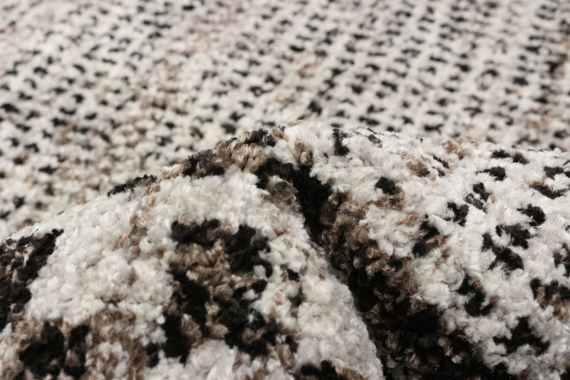  Carpette Vera Quattro ivoiregrise - 2 pi 7 po x 8 pi 4 po