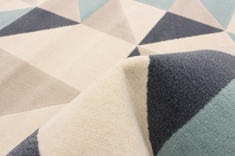 Carpette Nuria bleue 5 pi 3 po x 7 pi 7 po