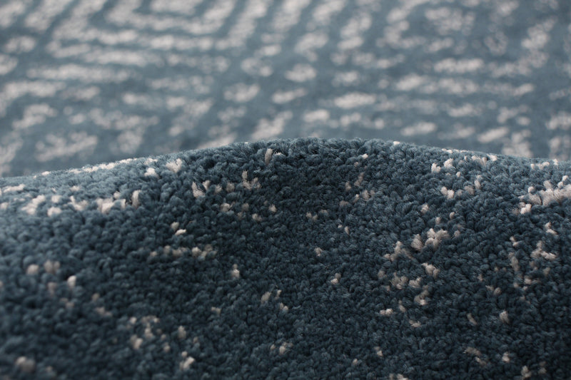 Carpette Electra couleur pétrole - 7 pi 10 pox 10 pi 2 po