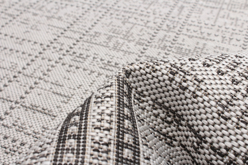Carpette Joni grise - 4 pi 4 po x 6 pi 5 po
