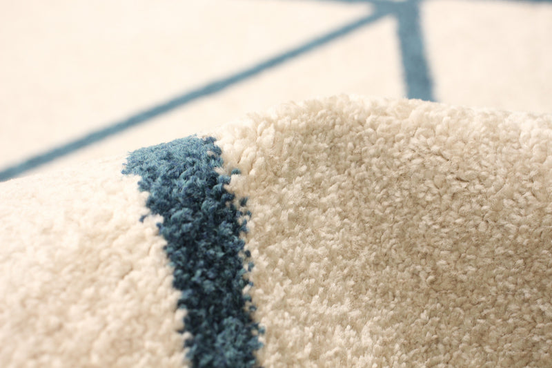 Carpette Anandi ivoire-bleu - 5 pi 3 pox 7 pi 3 po