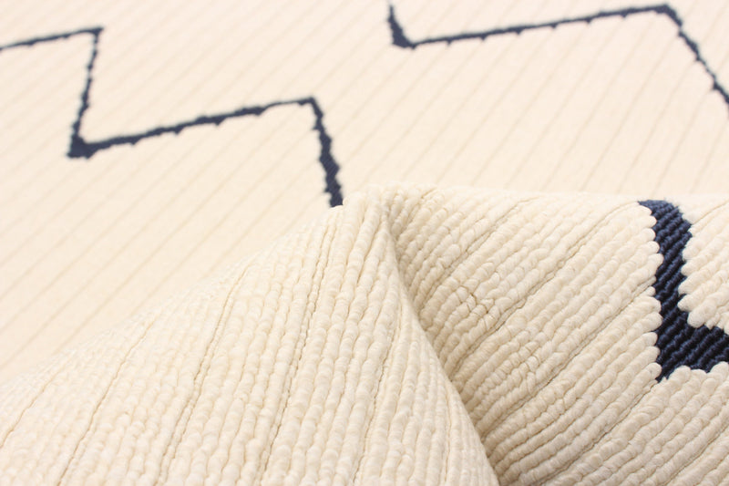 Carpette Kimi bleueivoire 5 pi 3 po x 7 pi 7 po