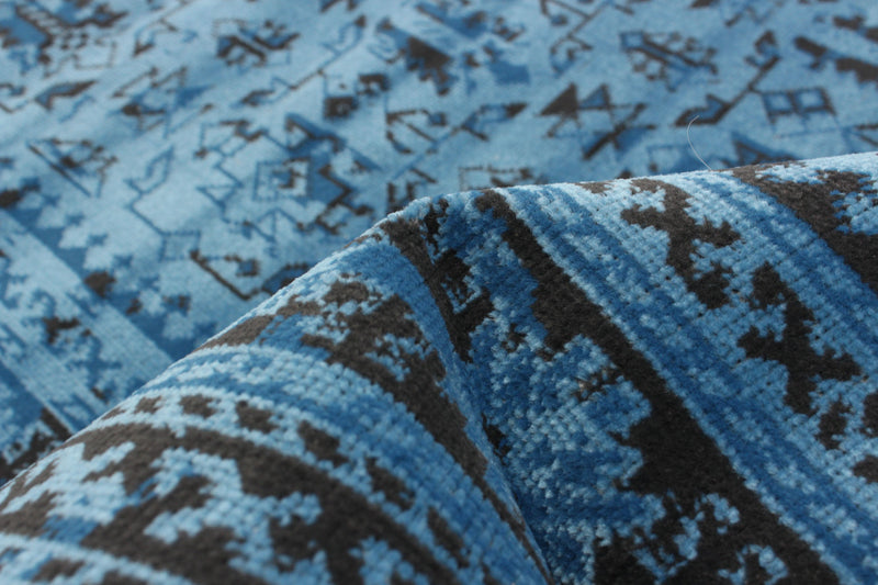 Carpette Awena bleue 4 pi 7 po x 6 pi 7 po