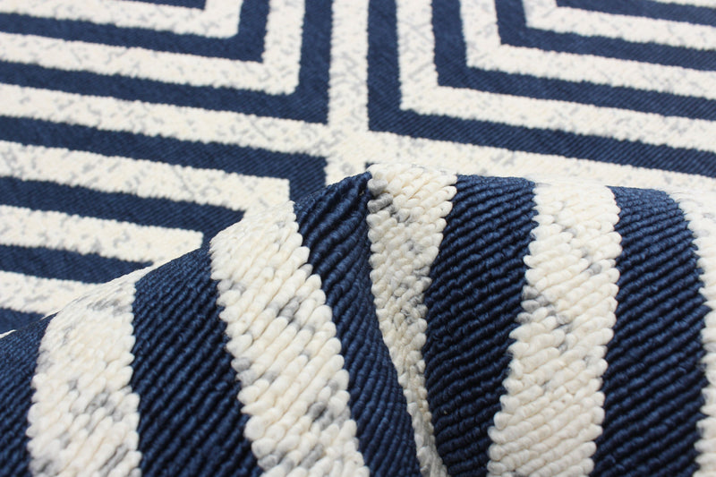 Carpette Dodie bleueivoire 6 pi 7 po x 9 pi 6 po