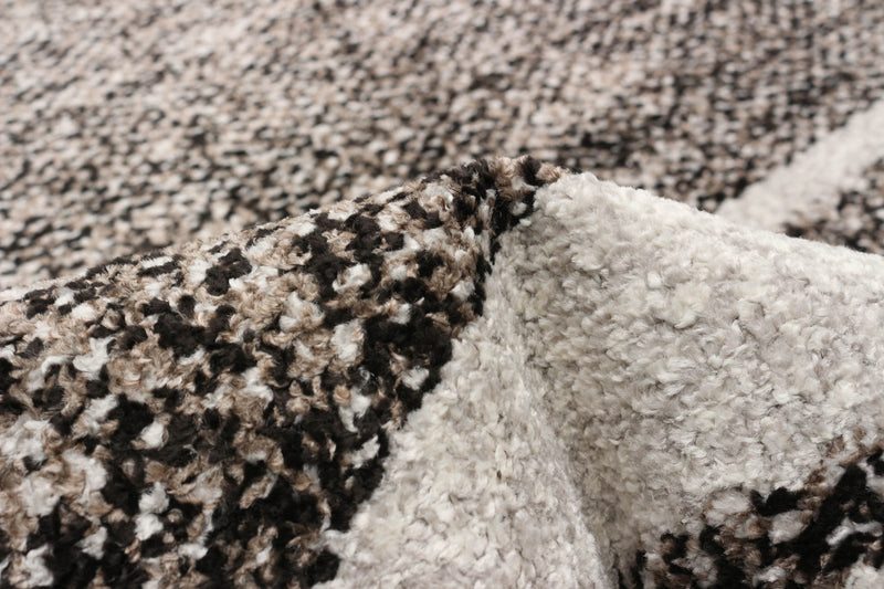  Carpette Vera Earth taupenoire - 5 pi 2 po x 7 pi 5 po