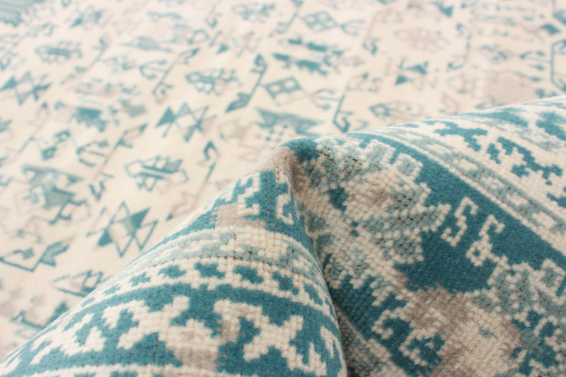 Carpette Awena vert clair 5 pi 3 po x 7 pi 7 po