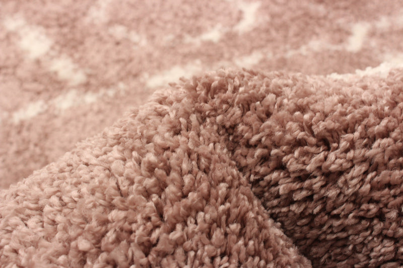 Carpette à poil long Serafina rose 7 pi 10 po x 10 pi 0 po