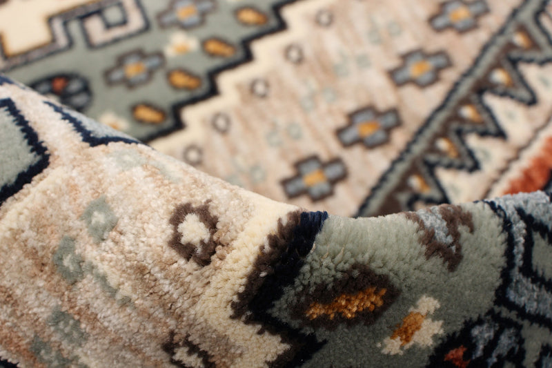 Carpette Quincy taupe - 7 pi 10 po x 10 pi 2 po 