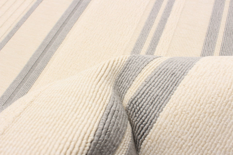 Carpette Talya ivoire 3 pi 11 po x 5 pi 7 po
