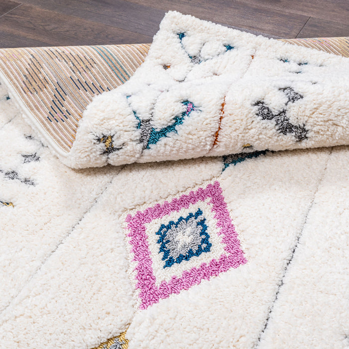 Carpette Lola à motifs de diamants 5 x 8