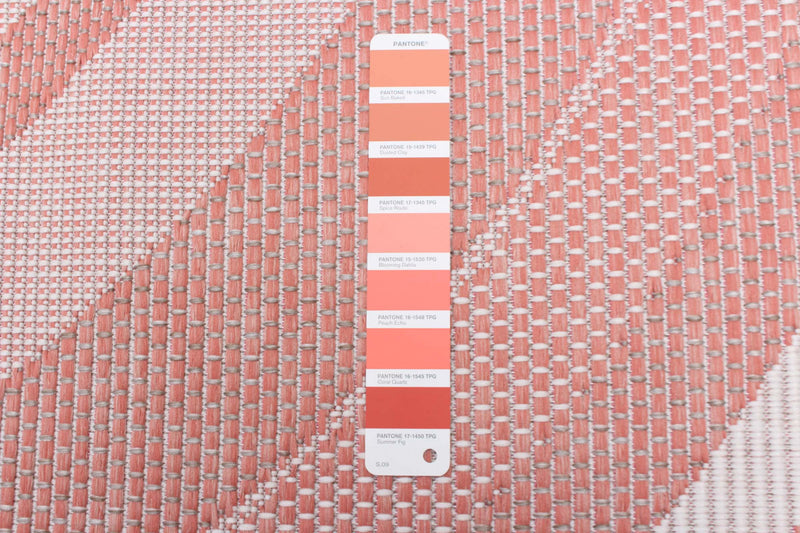 Carpette Neisha Modern corail 5 pi 3 po x 7 pi 3 po